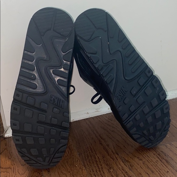 All black Air max - Picture 2 of 2